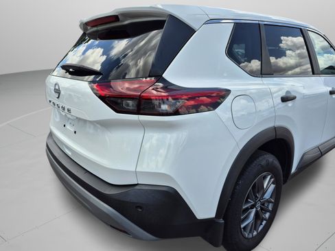 Certified 2023 Nissan Rogue S FWD image 34
