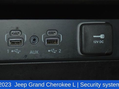 Used 2023 Jeep Grand Cherokee L Limited w/ Black Appearance Package AWD/4WD image 22