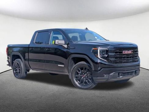 Used 2023 GMC Sierra 1500 Elevation AWD/4WD image 2