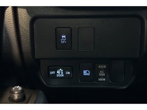 Certified 2023 Toyota Tacoma 4x4 Double Cab image 28