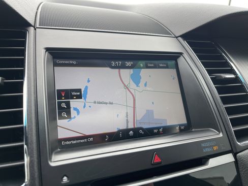 Used 2013 Ford Taurus SHO image 19