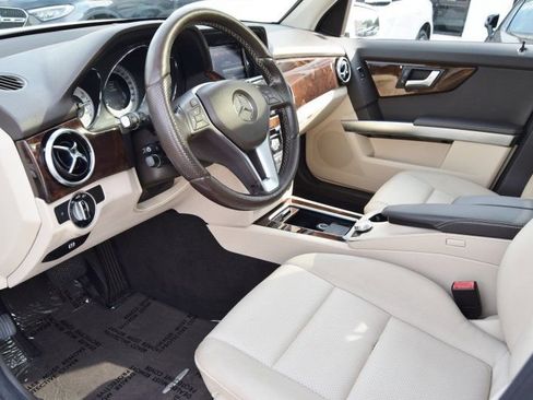 Used 2015 Mercedes-Benz GLK 350 4MATIC image 22