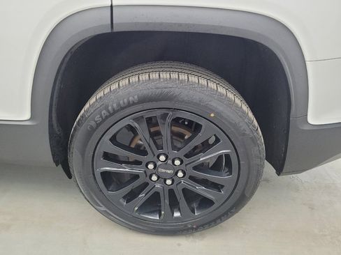 Used 2022 GMC Acadia SLE w/ Driver Convenience Package AWD/4WD image 31