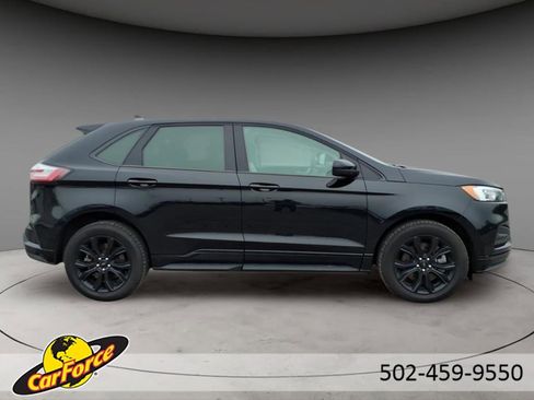 Used 2022 Ford Edge SE w/ Black Appearance Package image 10