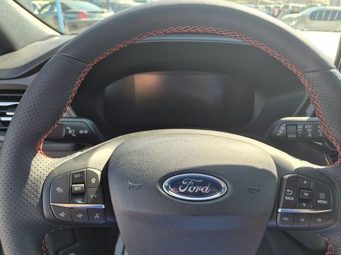 New 2026 Ford Escape ST-Line w/ Tech Pack #1 AWD/4WD image 16