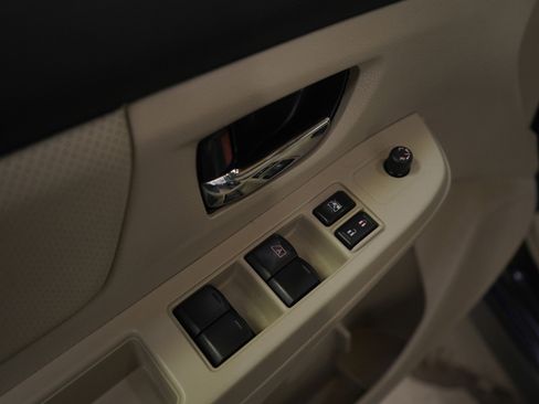 Used 2014 Subaru Crosstrek 2.0i Limited w/ Popular Package #1 image 19