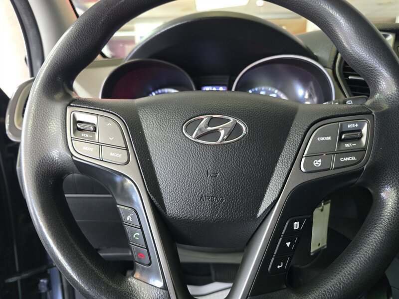 Used 2015 Hyundai Santa Fe Sport FWD image 20