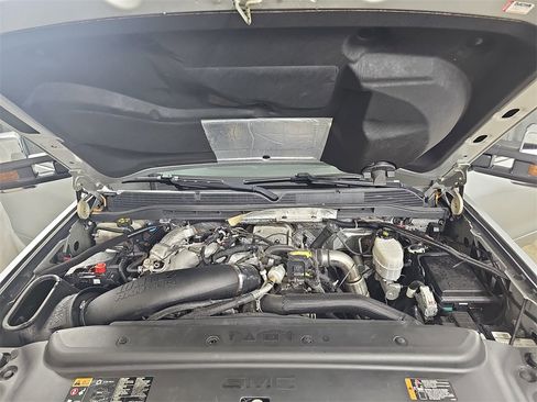 Used 2018 GMC Sierra 2500 Denali image 34