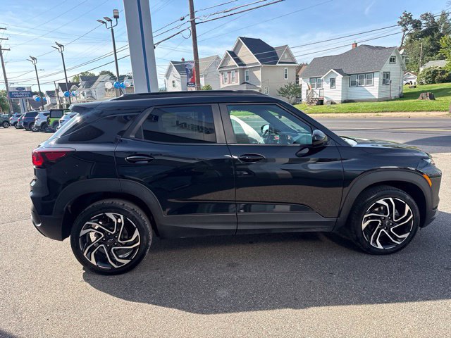 Used 2025 Chevrolet TrailBlazer RS w/ Convenience Package AWD/4WD image 5