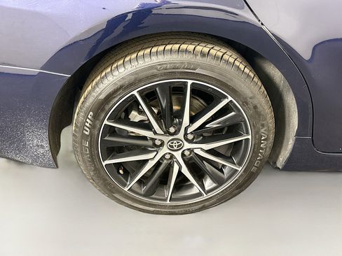 Used 2022 Toyota Camry SE image 32