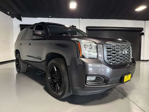 Used 2018 GMC Yukon Denali RWD image 3