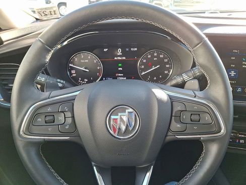 Used 2023 Buick Envision Essence image 18