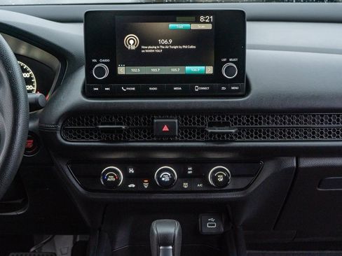 Certified 2023 Honda HR-V LX image 21