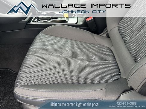 New 2026 Subaru Forester Premium image 9