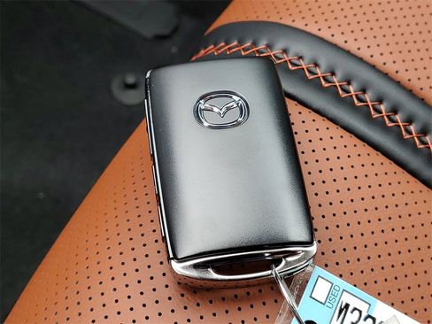 New 2025 MAZDA CX-50 AWD 2.5 Turbo w/ Weather Package image 33