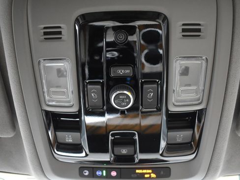 Certified 2025 Cadillac Escalade Sport Platinum image 26