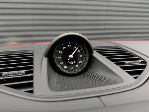 Certified 2026 Porsche Panamera GTS image 34