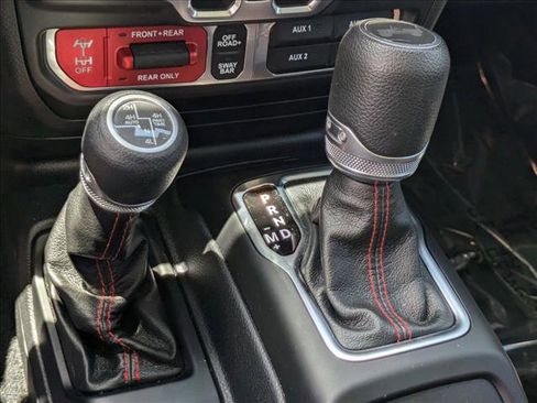 Used 2021 Jeep Wrangler Unlimited Rubicon image 14