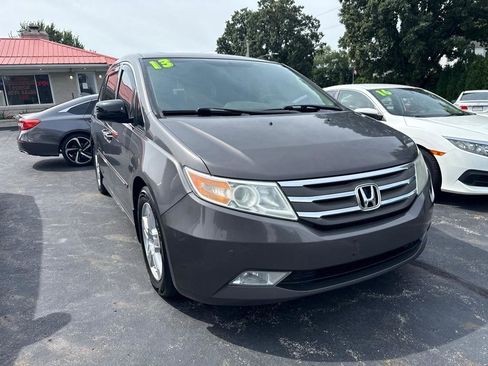 Used 2013 Honda Odyssey Touring image 2
