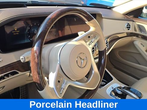 Used 2019 Mercedes-Benz S 560 Sedan image 29