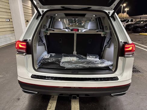 New 2026 Volkswagen Atlas SEL AWD/4WD image 11