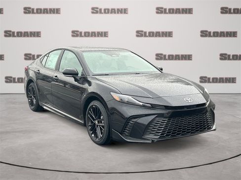 New 2026 Toyota Camry SE image 7