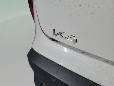 Certified 2025 Kia K4 LXS image 31