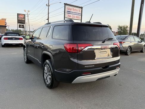 Used 2019 GMC Acadia SLE FWD image 4