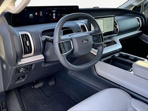 Certified 2025 Ford Expedition Max Active image 14