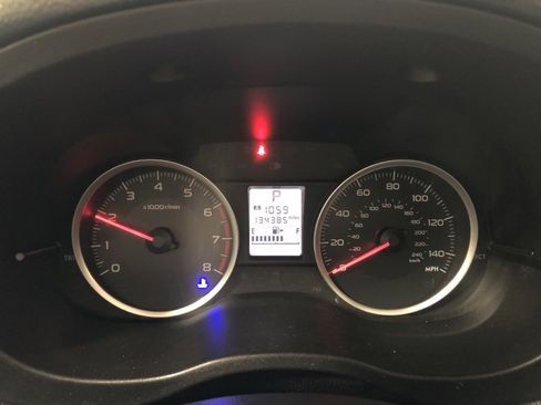 Used 2015 Subaru Forester 2.5i Premium w/ All-Weather Package image 25