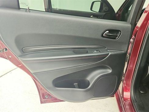 Used 2023 Dodge Durango GT image 29
