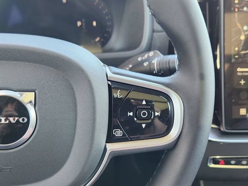 New 2026 Volvo XC90 B5 Core AWD/4WD image 17