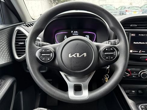 Used 2023 Kia Soul LX w/ Option Group 015 image 12