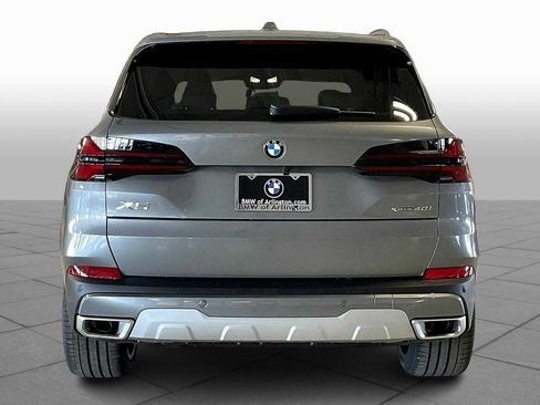 New 2026 BMW X5 xDrive40i w/ Premium Package image 4