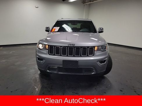 Used 2019 Jeep Grand Cherokee Limited image 2