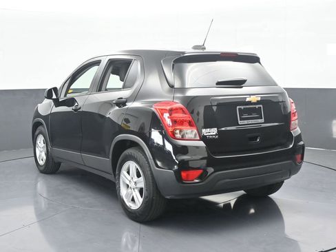 Used 2020 Chevrolet Trax LS image 4
