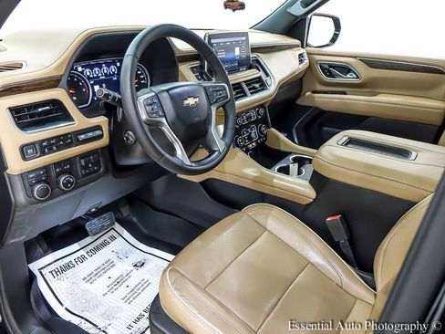 Used 2021 Chevrolet Tahoe Premier w/ Premium Package AWD/4WD image 14