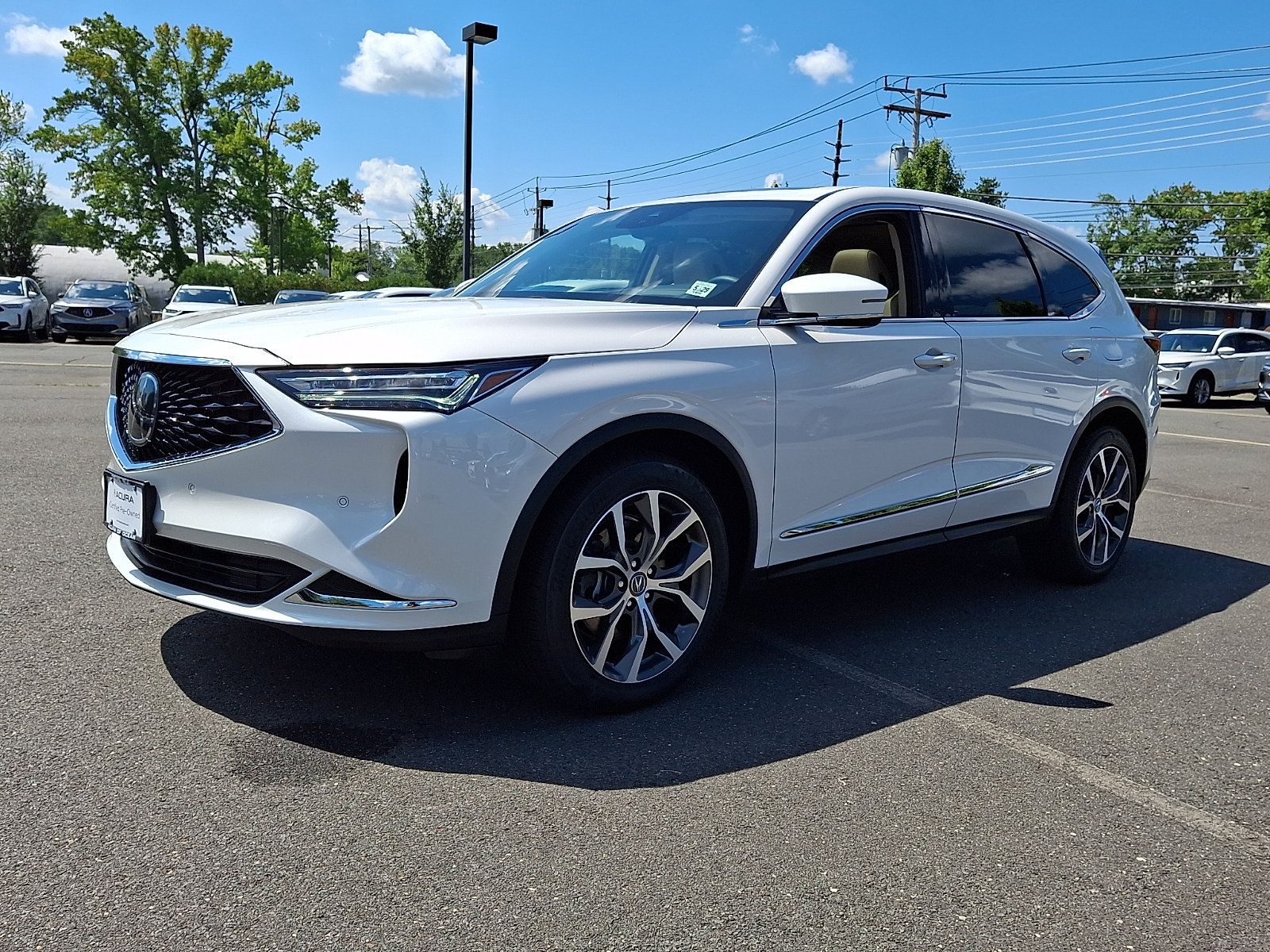 Certified 2024 Acura MDX w/ Technology Package AWD/4WD image 3