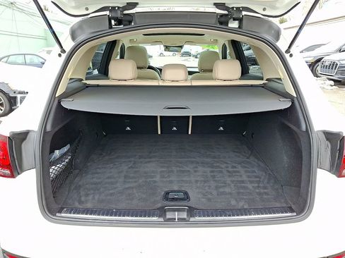 Used 2022 Mercedes-Benz GLC 300 4MATIC image 29