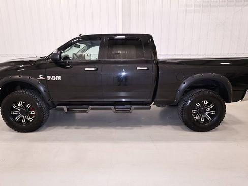 Used 2017 RAM 2500 Big Horn AWD/4WD image 7