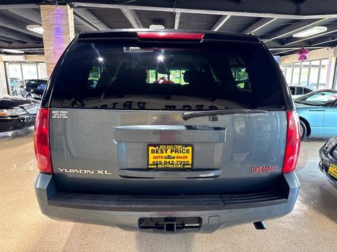 Used 2010 GMC Yukon XL 2500 SLE image 6