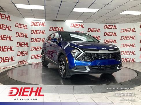 Used 2023 Kia Sportage EX FWD image 1