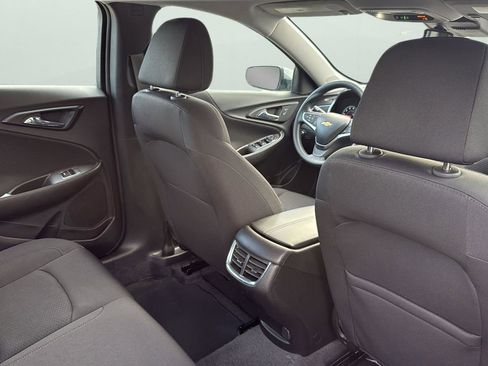 Used 2025 Chevrolet Malibu LT image 29