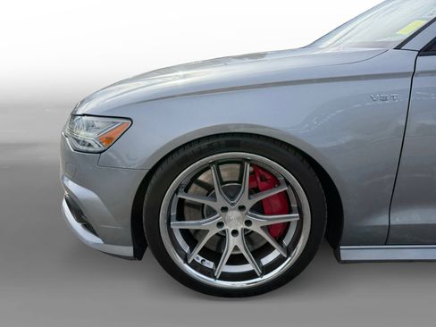 Used 2017 Audi S6 Premium Plus w/ S6 Sport Package image 9