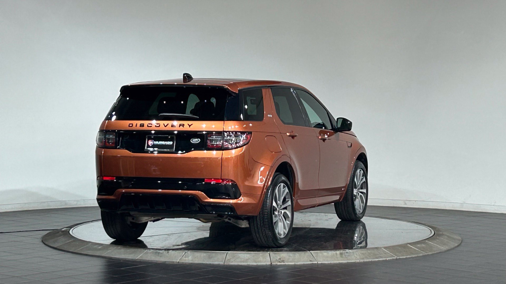 Used 2021 Land Rover Discovery Sport SE R-Dynamic AWD/4WD image 10