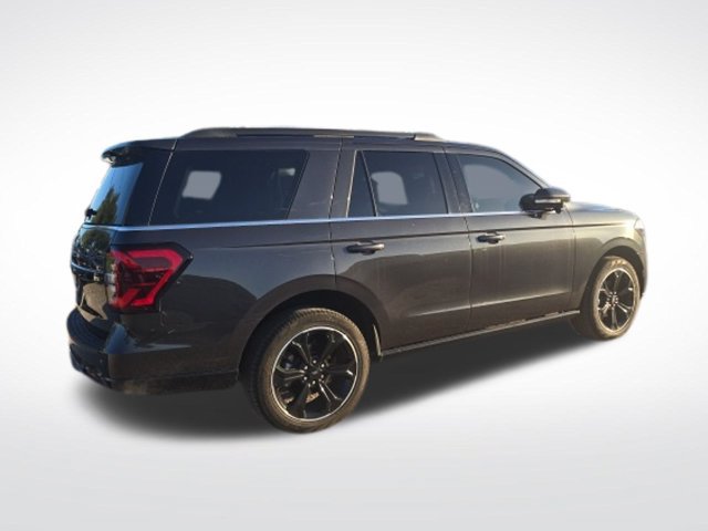 Used 2024 Ford Expedition Limited RWD image 3