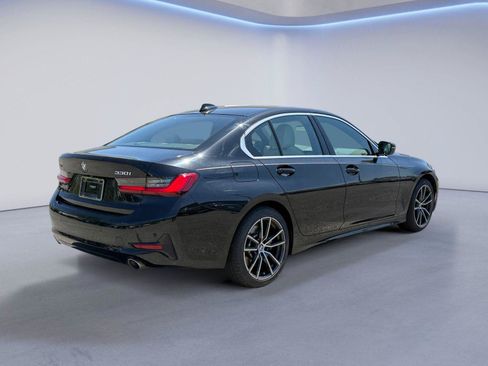 Used 2021 BMW 330i xDrive Sedan w/ Premium Package AWD/4WD image 3