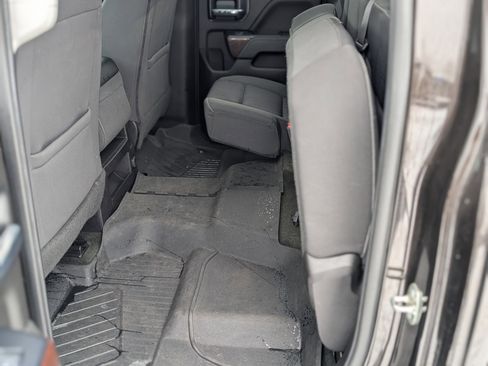 Used 2018 GMC Sierra 1500 SLE w/ SLE Value Package image 33