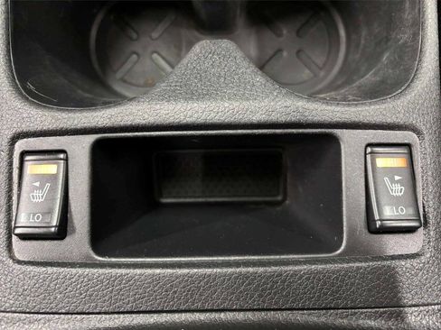 Used 2016 Nissan Rogue SL w/ SL Premium Package image 32