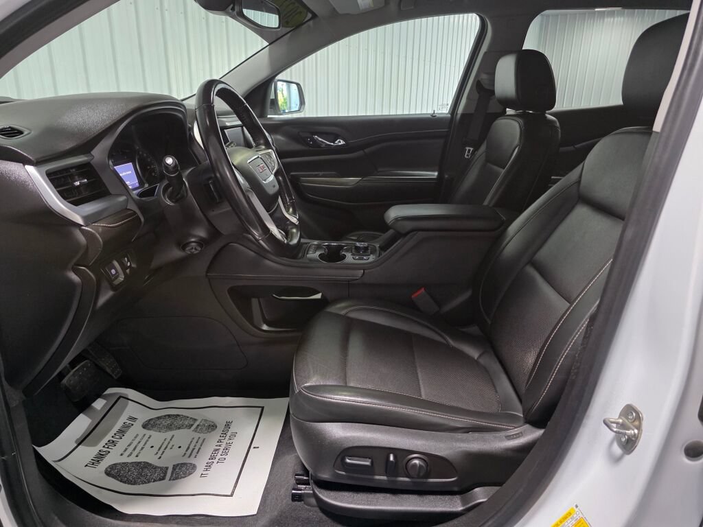 Used 2022 GMC Acadia SLT w/ Preferred Package AWD/4WD image 9